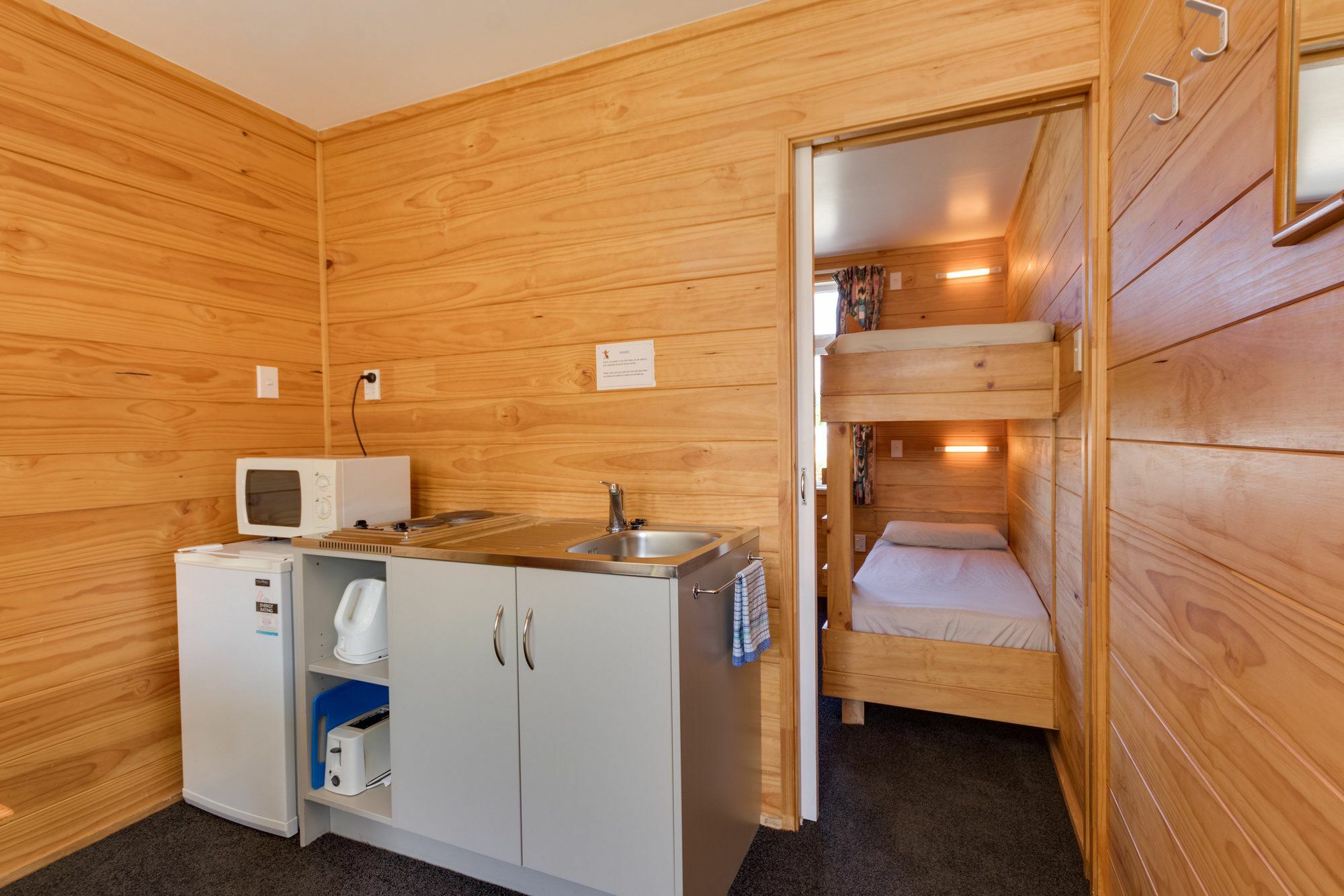 Wellington Top 10 Holiday Park Лоуер-Гатт Екстер'єр фото